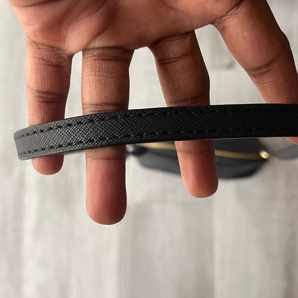 Michael Kors Crossbody Purse - Picture 7 of 8